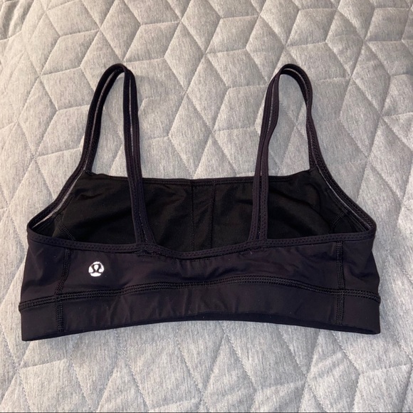 Lululemon - Black Sports Bra - Medium - Picture 2 of 2